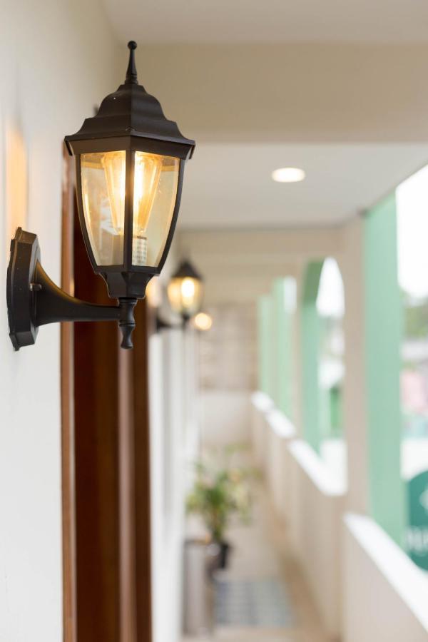 Maculan Hotel Valladolid  Kültér fotó